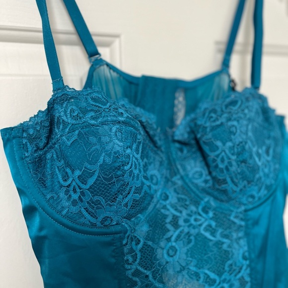 NWT Sincerely Jules Teal Lace Bustier Corset Top S/M - Picture 4 of 13
